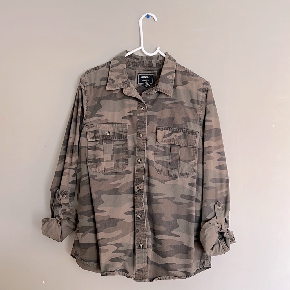 Forever 21 Camo button down shirt